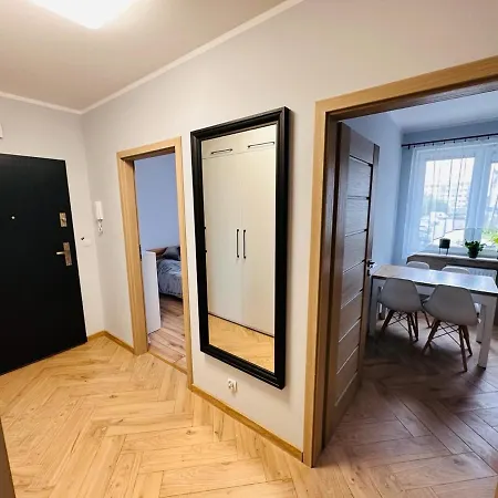 Apartament Neustettin-polna 아파트