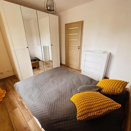 Apartament Neustettin-polna 슈체시네크